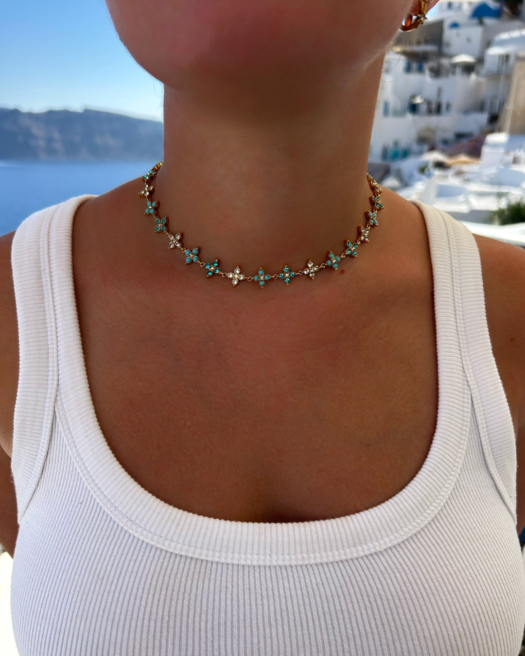 COLLIER LYARA